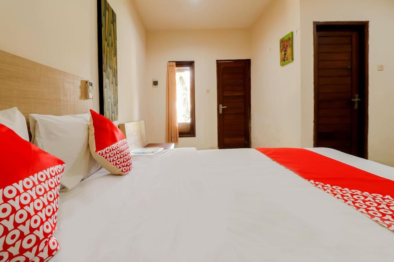 Oyo 2581 Ketut Smile Hotel Denpasar Kültér fotó