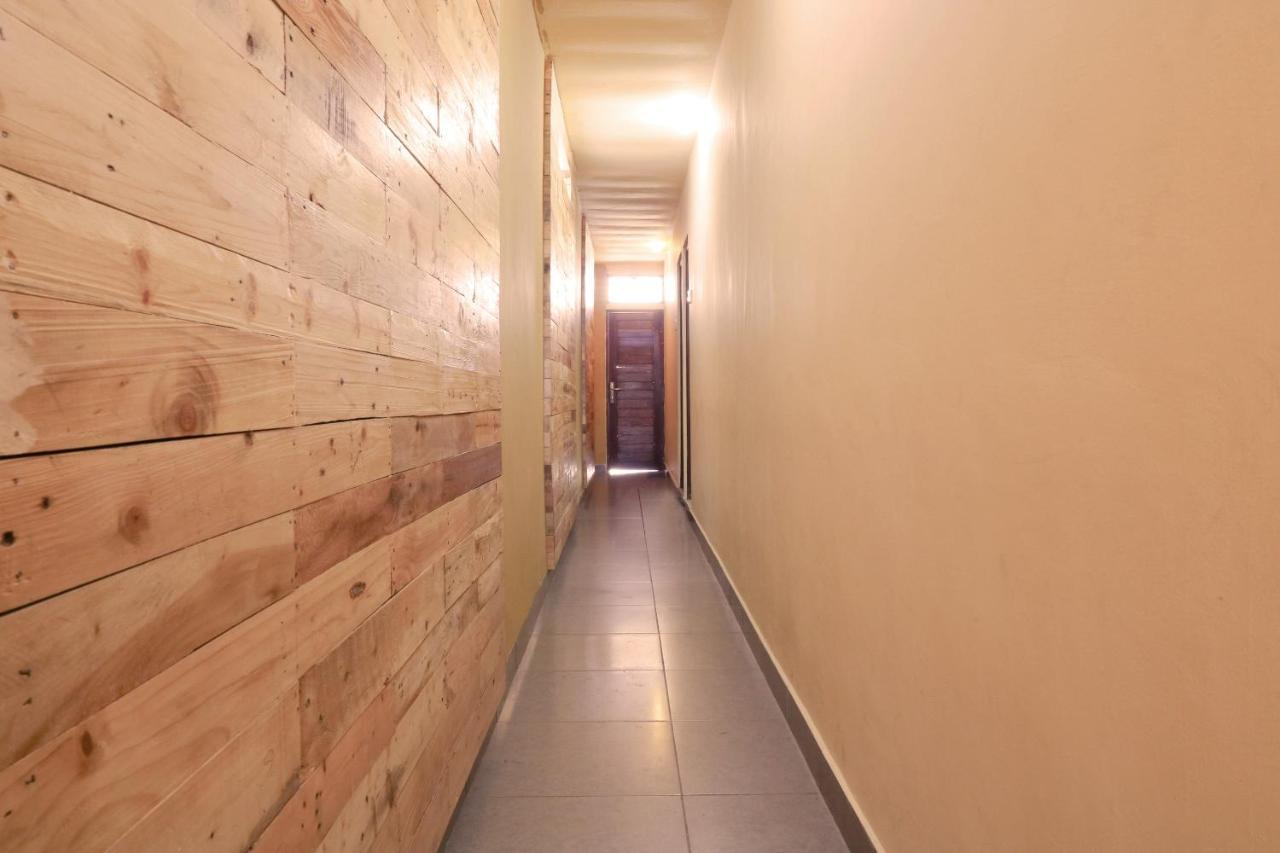 Oyo 2581 Ketut Smile Hotel Denpasar Kültér fotó